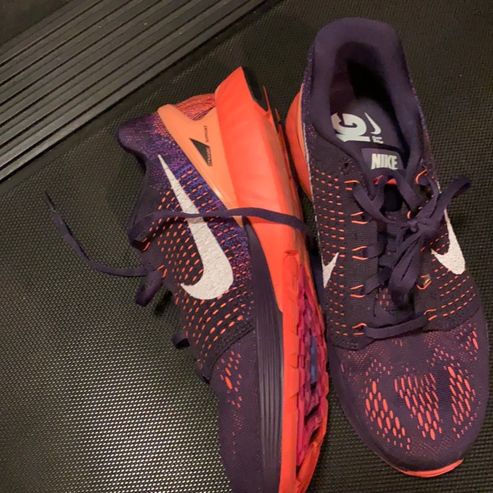 Women’s Nike lunarglide, purple and orange, size 9.5